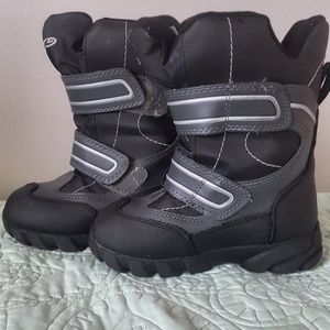Champion Snow Boots